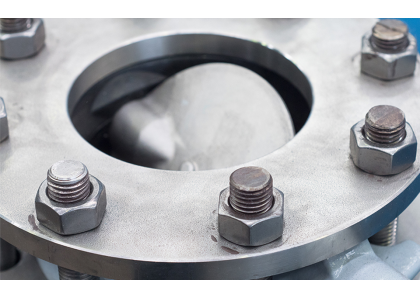 Mental seat butterfly valve pressure resistance
