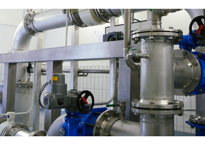 Which valves will be used in the air conditioning water system